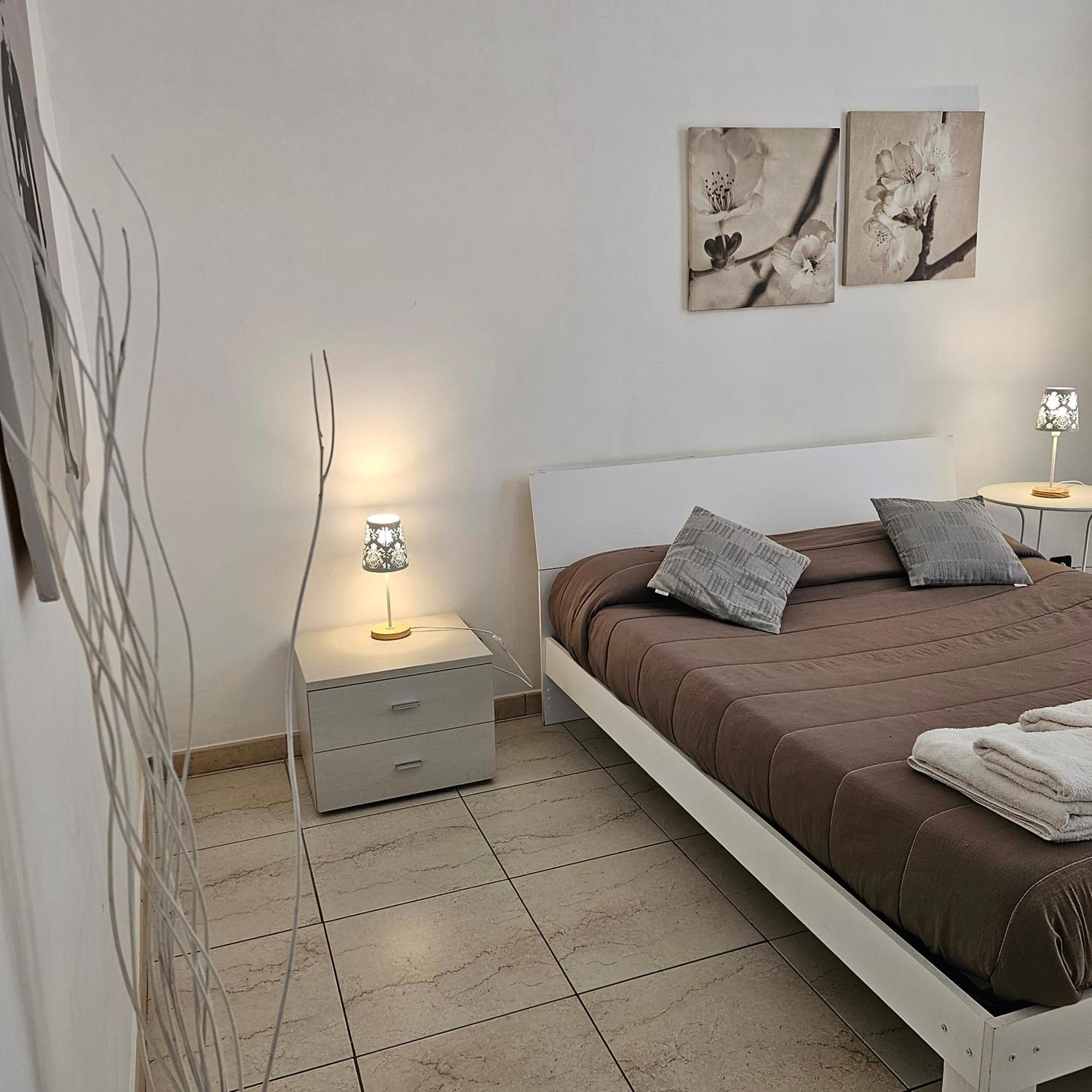 Duca70 "Suite Home" Таранто Экстерьер фото