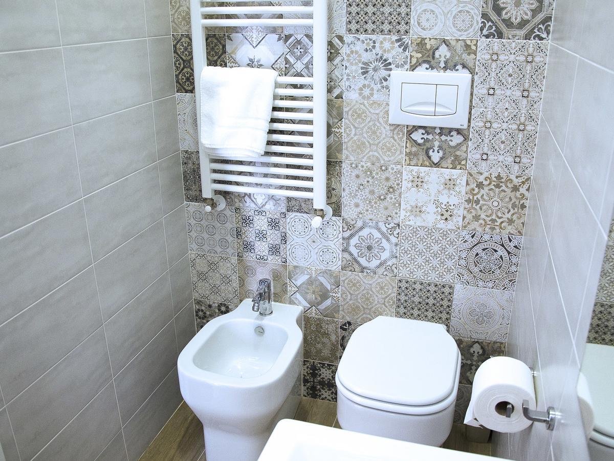 Duca70 "Suite Home" Таранто Экстерьер фото